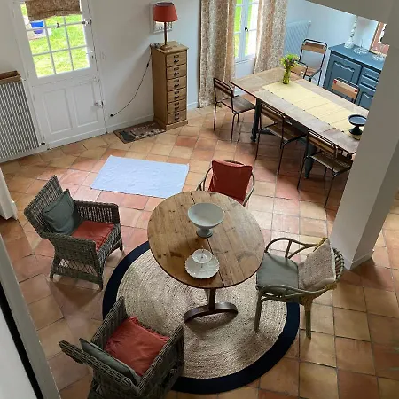 Semesterbostad La Girondine Saint-Philippe-dʼAiguille